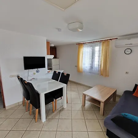 Marica Apartment Vir
