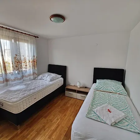 Apartment Marica Vir